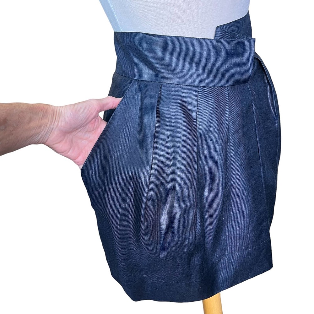 Robert Rodriguez Women’s Navy Mini Skirt with Unique Front Pleat Apx Size 6 - Picture 3 of 13